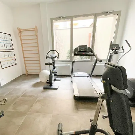 Lejlighed Amazing Brand New 2 Upper Scale With Gym Close To Metro *