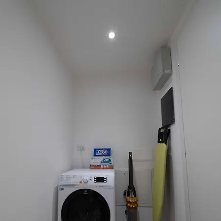Amazing Brand New 2 Upper Scale With Gym Close To Metro * Милан